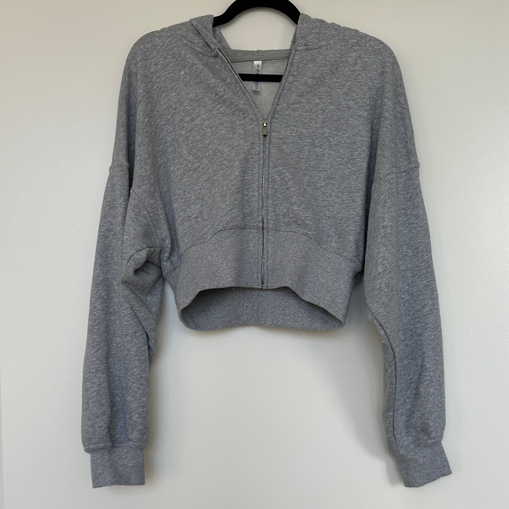Fabletics Heather Gray Cropped Zip-Up Hoodie